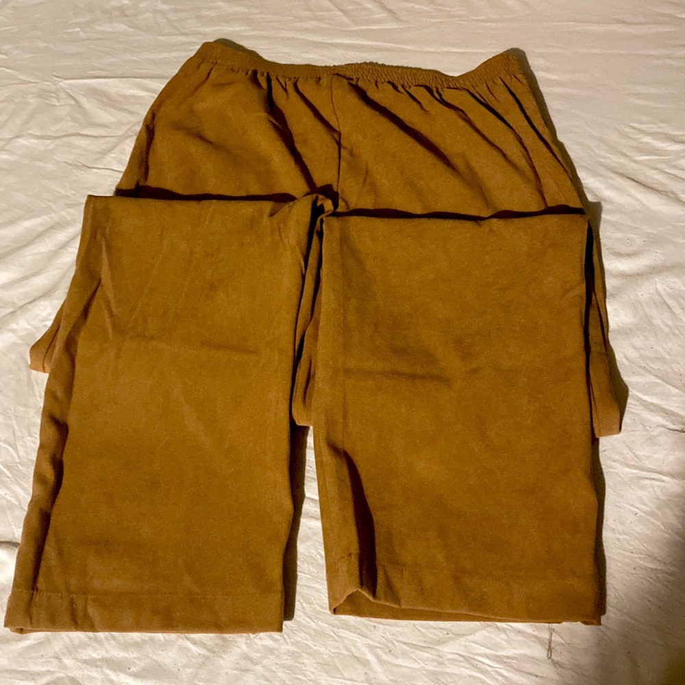 Causal mustard/brown slack pants